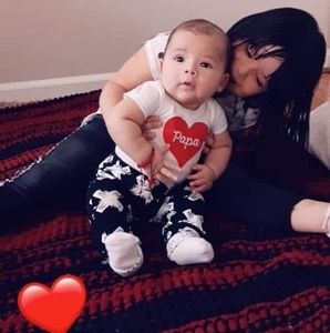 Meet your Posher, Iris